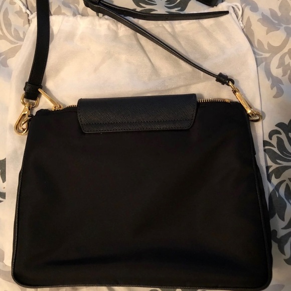 Authentic Prada Tessuto Saffiano Nylon Crossbody - Picture 6 of 8